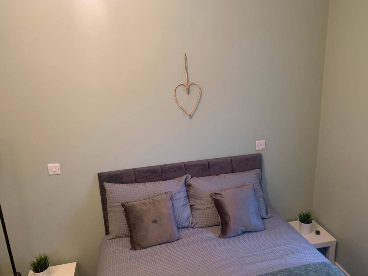 2 Bedroom Cheerful House Close To City Center Belfast Kültér fotó