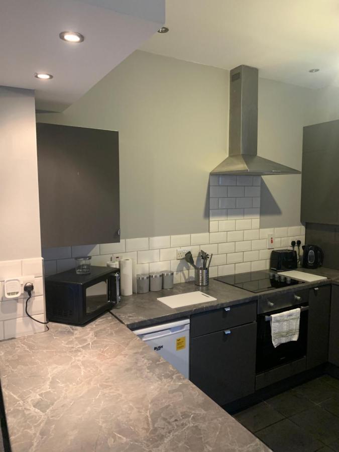 2 Bedroom Cheerful House Close To City Center Belfast Kültér fotó