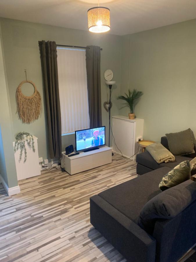 2 Bedroom Cheerful House Close To City Center Belfast Kültér fotó